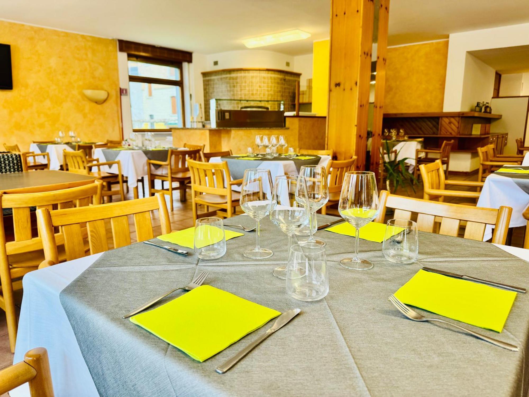 Bike & Bikers Hotel Restaurant Ампеццо Экстерьер фото