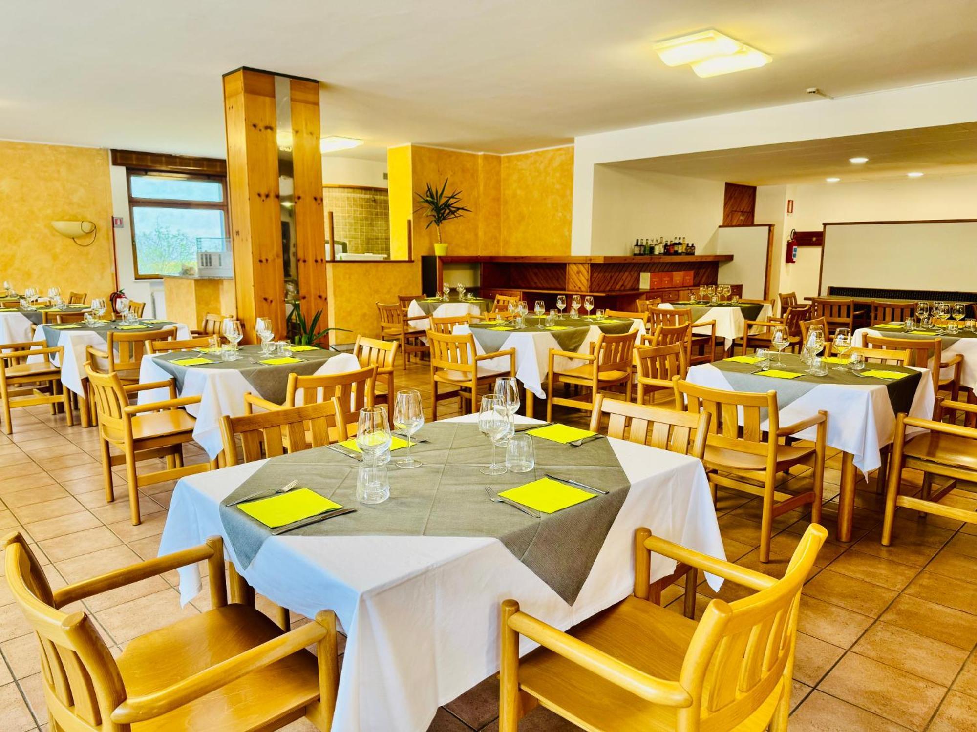 Bike & Bikers Hotel Restaurant Ампеццо Экстерьер фото